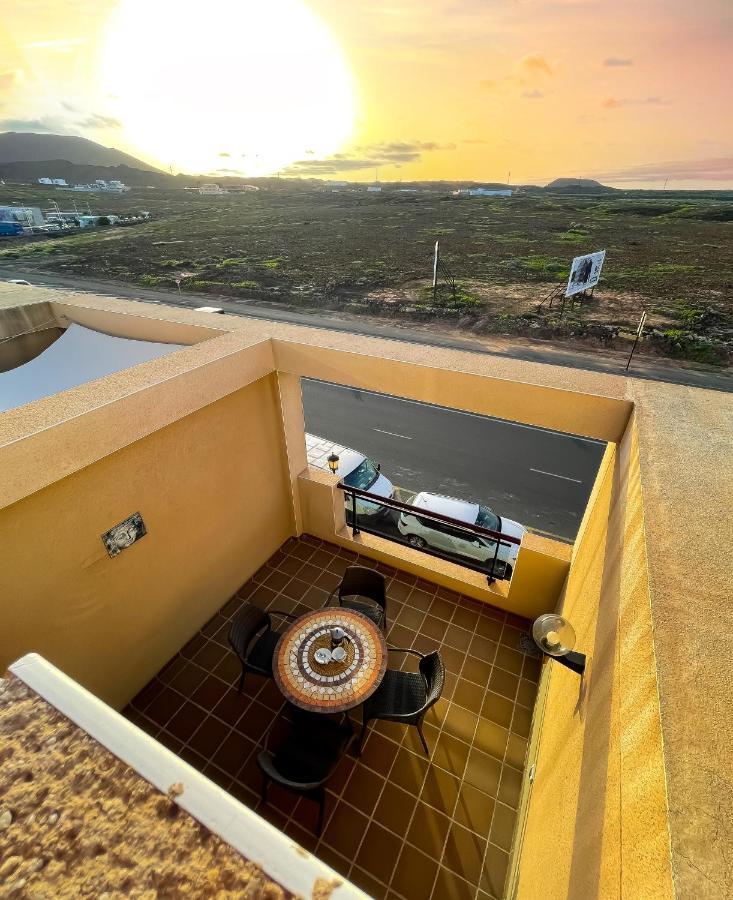 Sunset Corralejo Con Solarium Privado Exterior photo